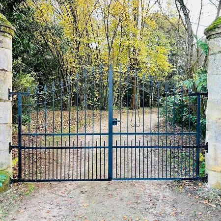 Charming Between Lot And Dordogne *